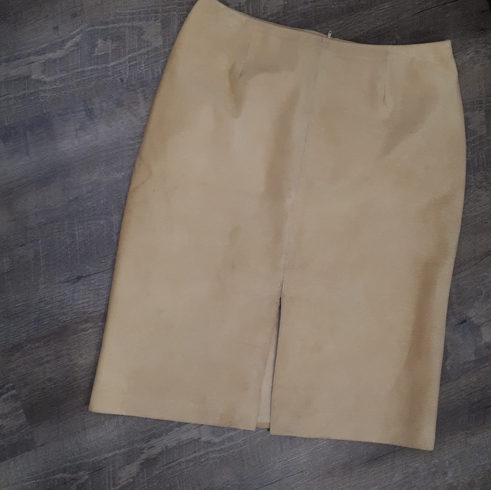 Danier suede skirt